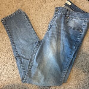 Stylish Light Blue Skinny Jeans